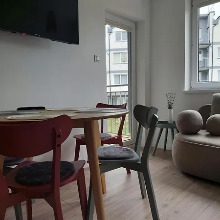 Apartament Dębina Spot 27 *